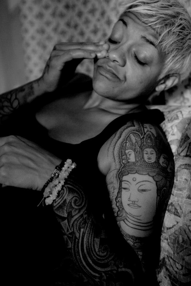 DeeAfro Profile Vertical Press Variant